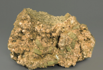 Апатит, кристалл - «globural.ru» - Тихорецк