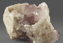 Кварц аметистовый с кальцитом - «globural.ru» - Тихорецк