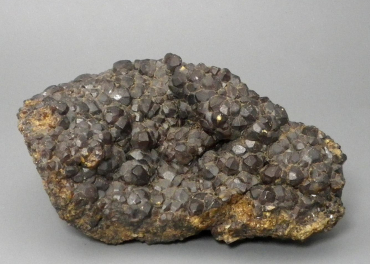 Андрадит (гранат) - «globural.ru» - Тихорецк